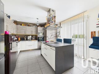  Maison  vendre 6 pices 150 m