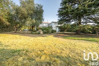  Maison � vendre 7 pi�ces 242 m�