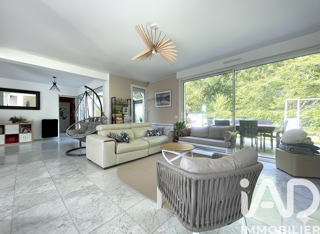  Maison � vendre 9 pi�ces 190 m�