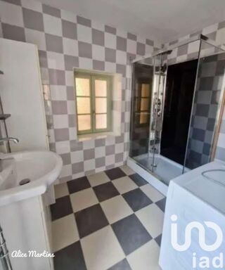  Immeuble  vendre 220 m