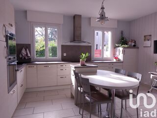  Maison  vendre 6 pices 166 m