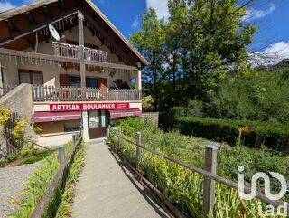  Immeuble � vendre 330 m�