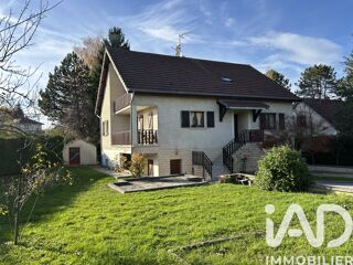  Maison  vendre 7 pices 243 m