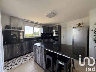  Maison  vendre 6 pices 160 m