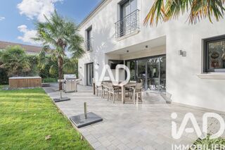  Maison � vendre 9 pi�ces 527 m�