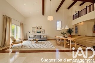  Villa � vendre 6 pi�ces 230 m�