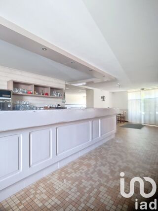  Immeuble � vendre 323 m�