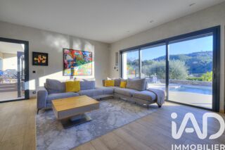  Villa � vendre 10 pi�ces 360 m�