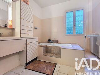 Maison � vendre 8 pi�ces 272 m�