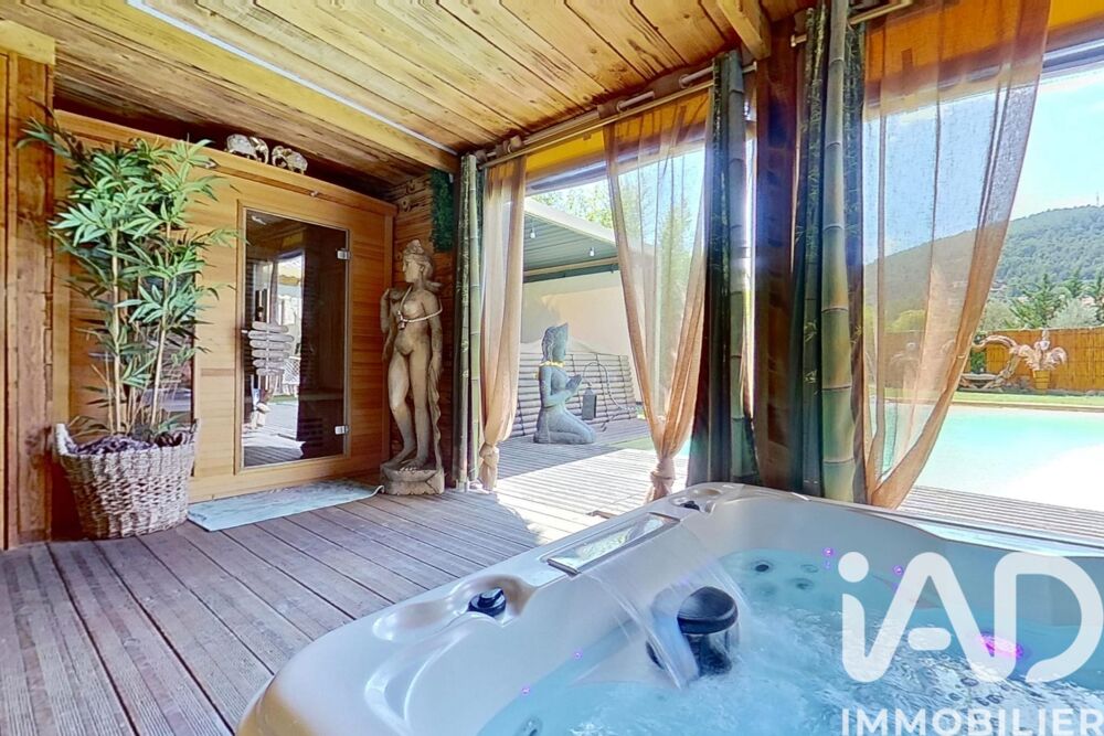 � vendre  Maison Solli�s-Ville (83210)