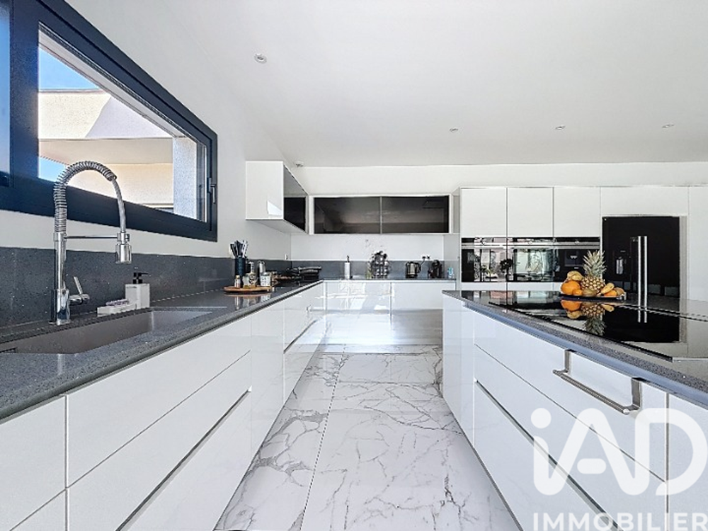 � vendre  Maison Llupia (66300)