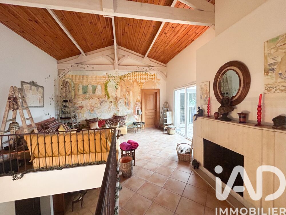 � vendre  Maison Noaillan (33730)