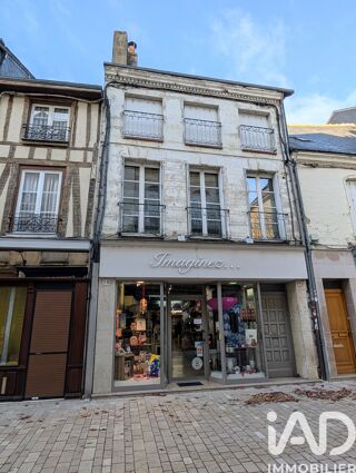  Immeuble � vendre 270 m�