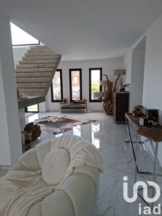  Villa � vendre 7 pi�ces 300 m�