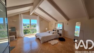  Maison � vendre 9 pi�ces 271 m�