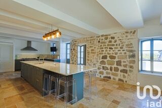  Maison  vendre 15 + pices 870 m