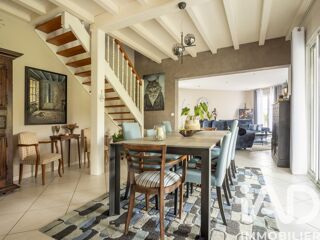  Villa � vendre 7 pi�ces 210 m�