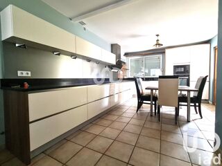  Maison � vendre 8 pi�ces 215 m�