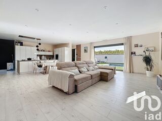  Maison � vendre 8 pi�ces 222 m�