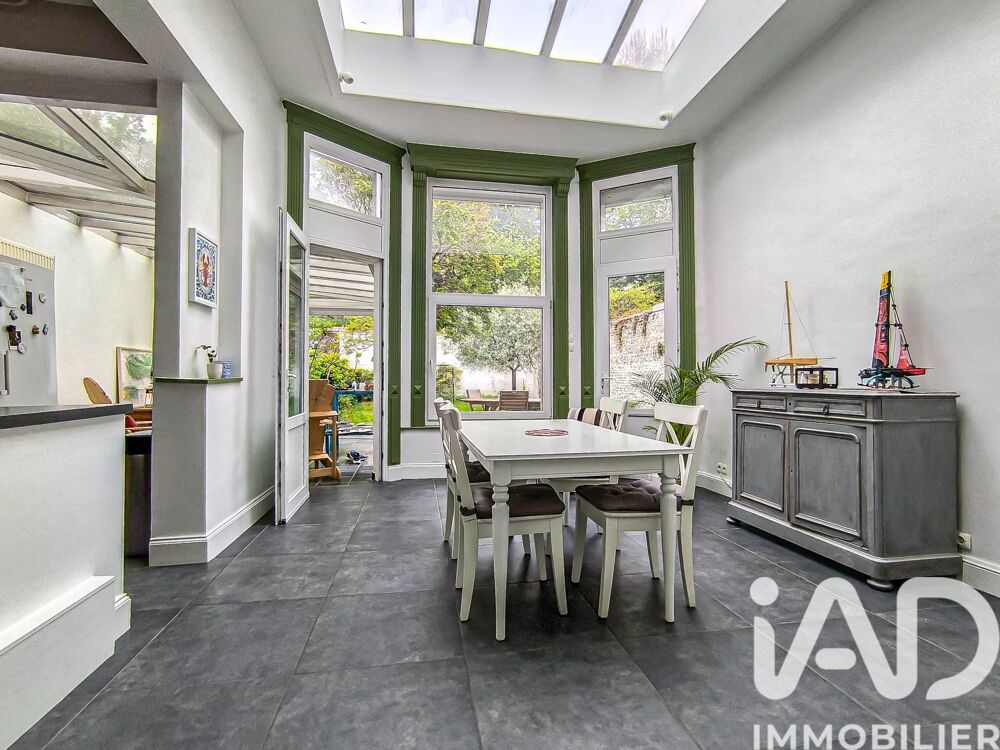 Vente Maison Vente Maison/villa 8 pi�ces Armenti�res