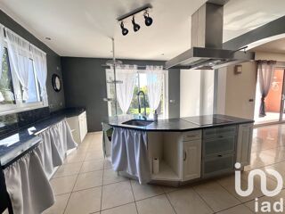  Maison � vendre 7 pi�ces 196 m�