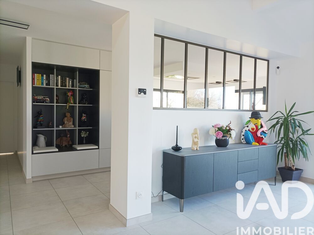 � vendre  Villa Soulignonne (17250)