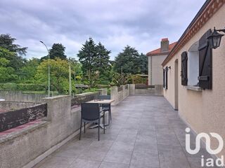  Immeuble � vendre 230 m�