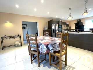  Maison � vendre 9 pi�ces 226 m�