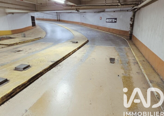  Parking / Garage � vendre 12 m�