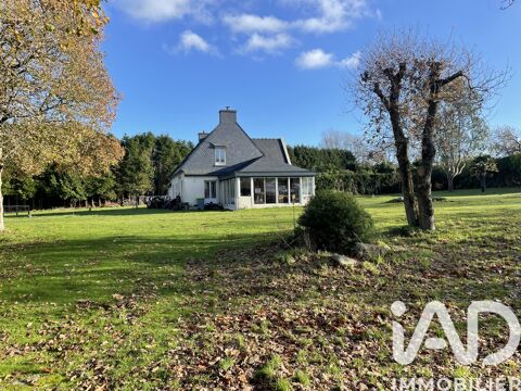   Vente Maison/villa 8 pi�ces Maison - 8 pi�ce(s) - 197 m�