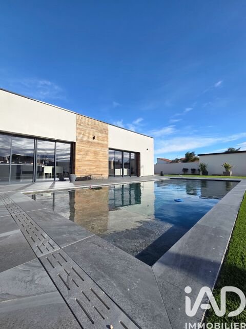   Vente Maison d'architecte 6 pi�ces Villa - 6 pi�ce(s) - 275 m�