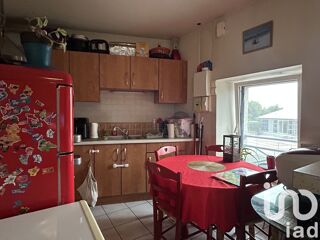  Immeuble � vendre 97 m�