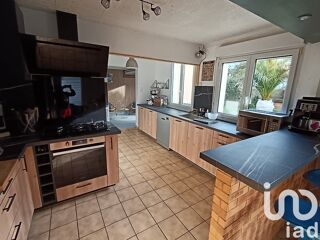  Maison � vendre 8 pi�ces 182 m�