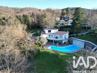  Villa � vendre 7 pi�ces 304 m�