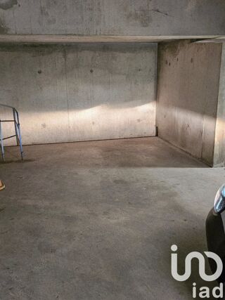  Parking / Garage � vendre 10 m�