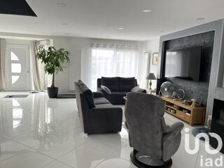  Maison � vendre 5 pi�ces 205 m�