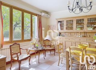  Maison  vendre 10 pices 241 m