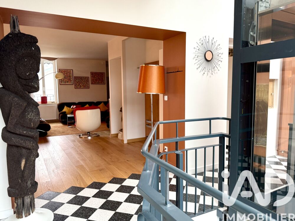 � vendre  Villa Villeurbanne (69100)