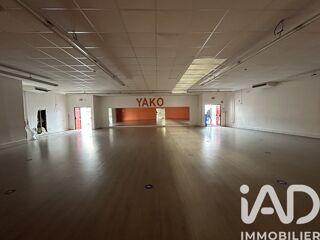  Immeuble � vendre 900 m�