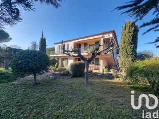  Maison � vendre 7 pi�ces 210 m�