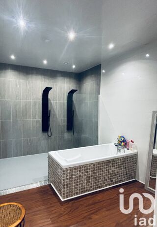  Maison � vendre 5 pi�ces 200 m�