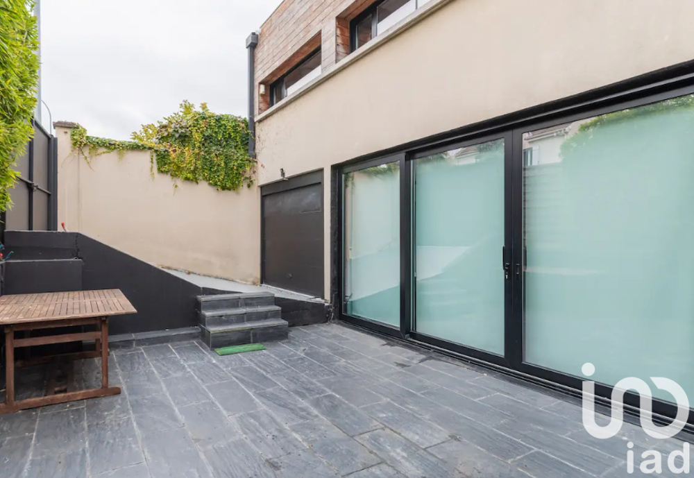  vendre  Villa L'Ha-les-Roses (94240)