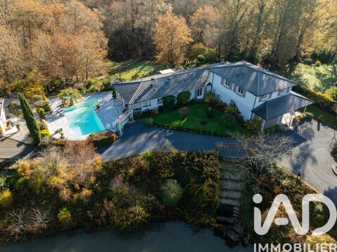   Vente Maison/villa 8 pi�ces Maison - 8 pi�ce(s) - 269 m�