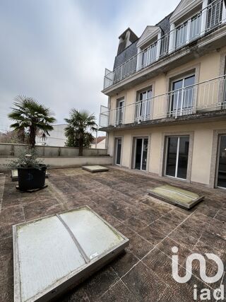  Immeuble � vendre 1600 m�