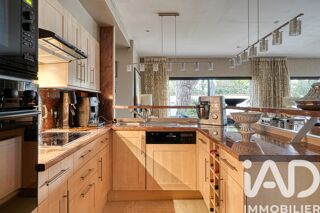  Villa � vendre 8 pi�ces 196 m�