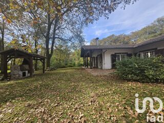  Maison � vendre 8 pi�ces 258 m�