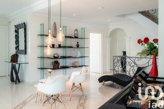  Maison  vendre 8 pices 252 m