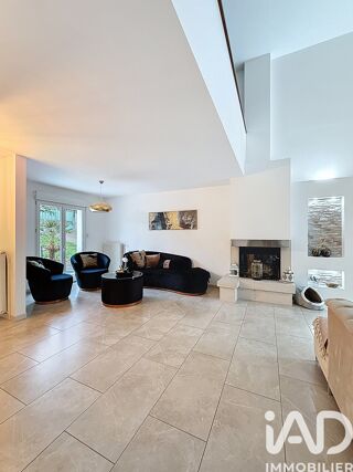  Villa � vendre 13 pi�ces 350 m�