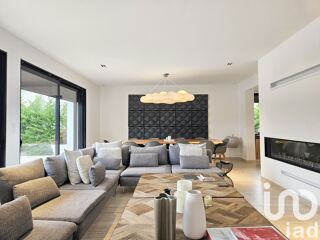  Maison  vendre 12 pices 361 m