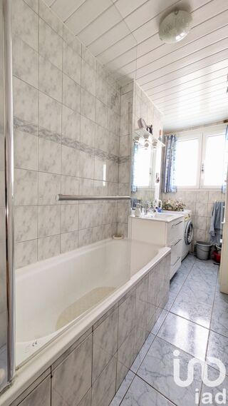  Appartement � vendre 5 pi�ces 94 m�